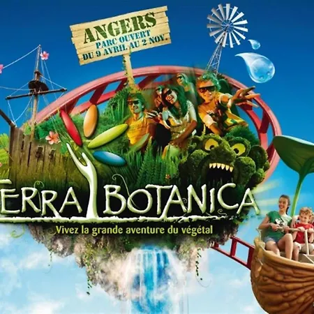 Angers Green Lodge *